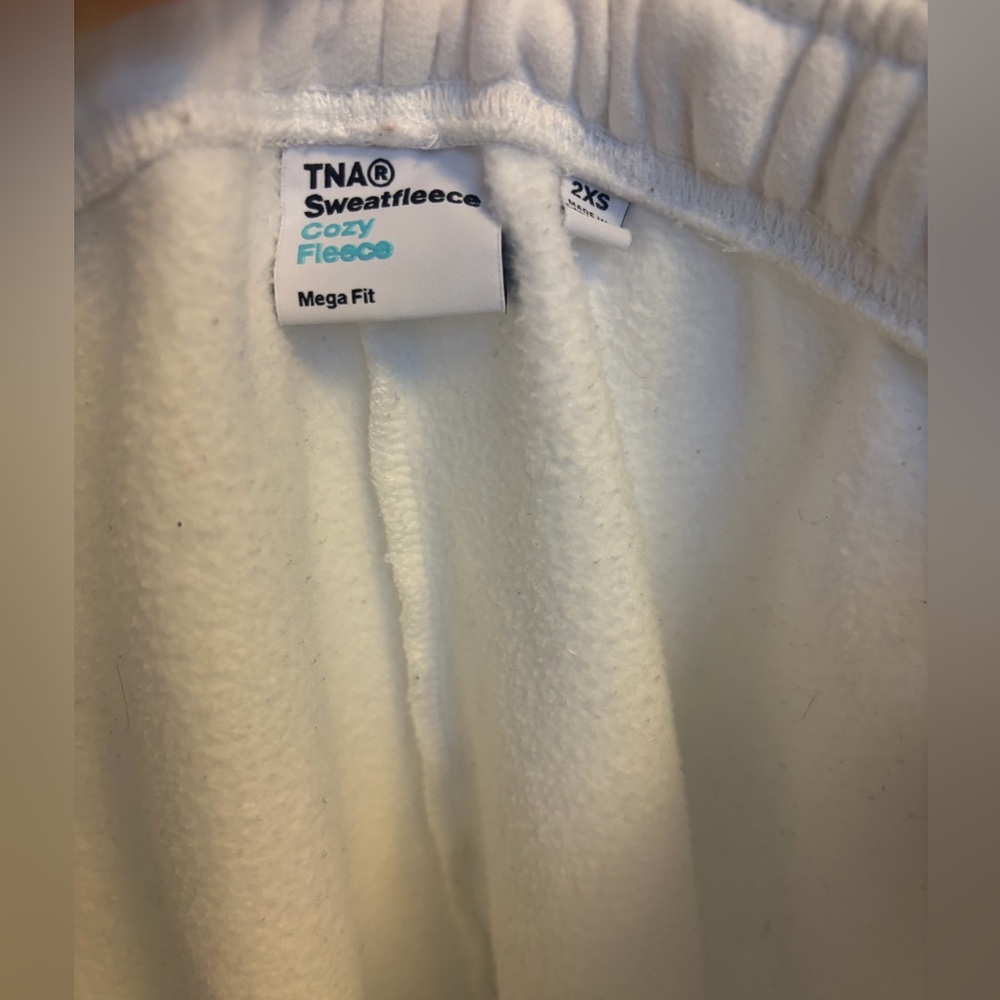 Aritzia TNA White Drawstring Waist Sweetfleece Mega jogger 2XS - Picture 6 of 7
